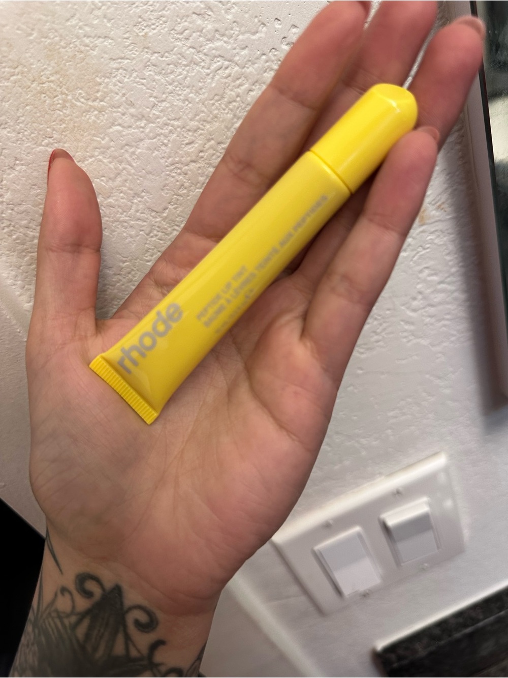 RHODE Peptide Lip Tint — Lemontini new in Box - Picture 4 of 6